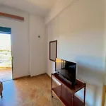 El Rio Apartments